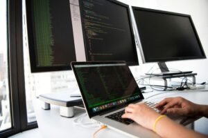 The Advantages and Benefits of Outsourcing Your Need for a .NET Developer